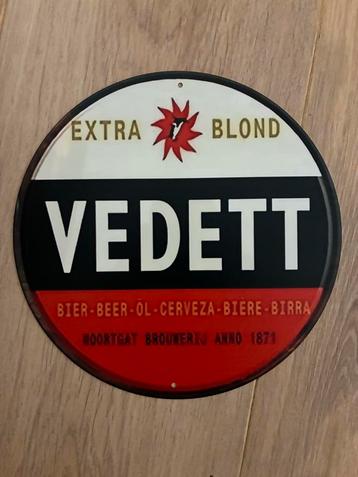 Vedett Bier Blikken Reclamebord 20cm beschikbaar voor biedingen