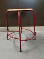 Schoolkruk Werkkruk Tablet partij, Huis en Inrichting, Krukjes, Ophalen, Info@tommysmit.nl, Gebruikt, 7008AR