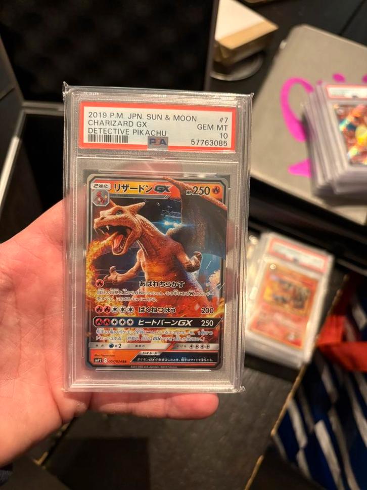 Charizard gx psa 10, Hobby en Vrije tijd, Verzamelkaartspellen | Pokémon, Zo goed als nieuw, Meerdere kaarten, Foil, Ophalen of Verzenden
