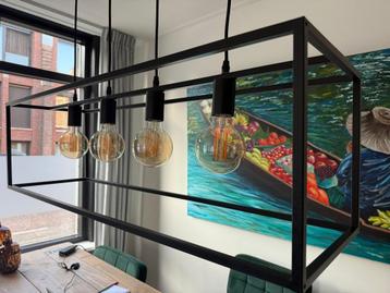Moderne hanglamp voor boven de eettafel – 4 lichtpunten beschikbaar voor biedingen