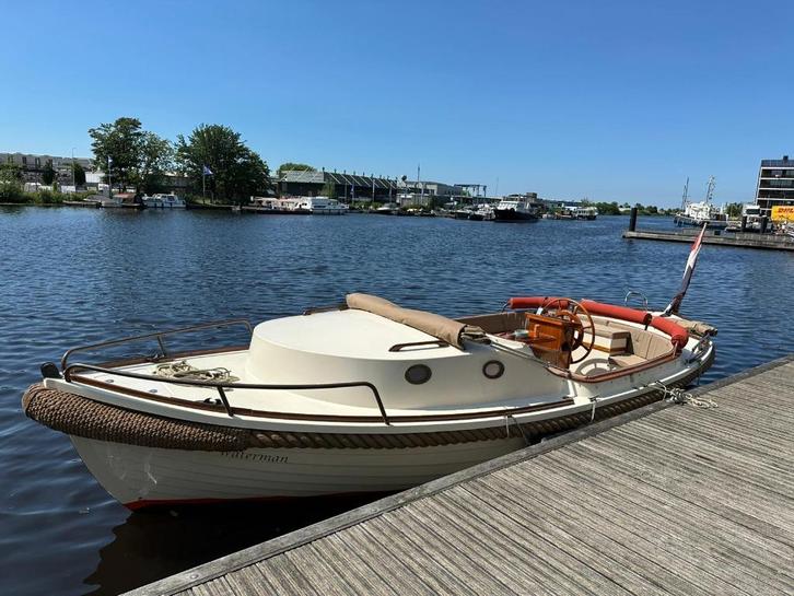 Arie Wiegmans 25 semi cabin, Watersport en Boten, Sloepen, Zo goed als nieuw, 50 tot 70 pk, 6 meter of meer, Binnenboordmotor