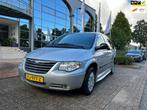 Chrysler Grand Voyager 2.8 CRD Rolstoelauto exclusief, Auto's, Chrysler, Gebruikt, 4 cilinders, 233 €/maand, Bedrijf