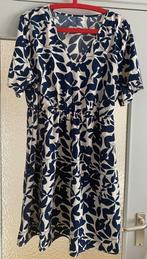 jurk blauw/gebroken wit elastiek taille 2xl, Ophalen of Verzenden, Nieuw, Maat 46/48 (XL) of groter