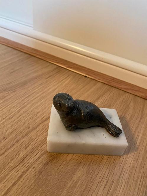 Tinnen Zeehond op Marmeren Voetstuk UNIEK exemplaar, Antiek en Kunst, Antiek | Koper en Brons, Ophalen of Verzenden