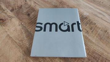 Smart introductieboek beschikbaar voor biedingen