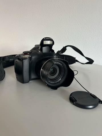 Canon spiegelreflexcamera superzoom beschikbaar voor biedingen