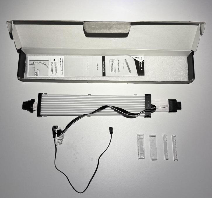 Lian Li Strimer Plus V2, Computers en Software, Computerbehuizingen, Zo goed als nieuw, Ophalen of Verzenden