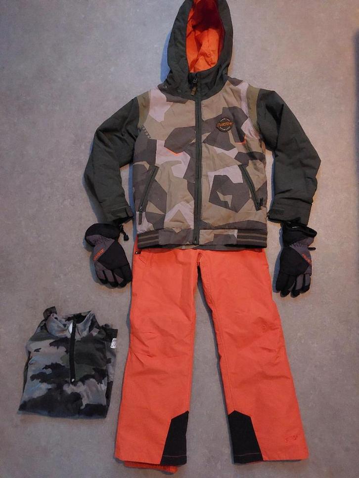 Ski/ snowboard: Burton jas/ protest broek maat 140 / 152, Sport en Fitness, Skiën en Langlaufen, Zo goed als nieuw, Kleding, Protest