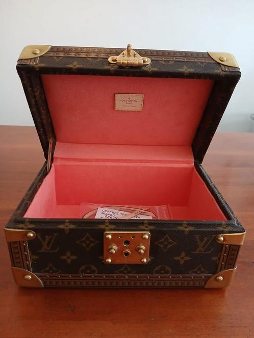 Louis VUITTON de COFFRET TRESOR 24ROUGE, Antiek en Kunst, Kunst | Designobjecten, Ophalen