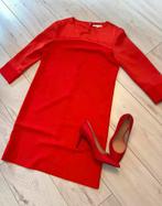 Rode Maje jurk mt 3 (36/38), Kleding | Dames, Jurken, Ophalen of Verzenden, Zo goed als nieuw, Maat 36 (S), Boven de knie