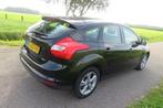 Ford Focus 1.0 Eco Boost 122.000km nap Edition 5Drs Navigati, Auto diversen, Schadeauto's, Zwart, Handgeschakeld, Ford, 998 cc