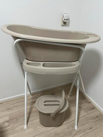 Bébé-jou Badset Taupe: Badje, Standaard & Luieremmer beschikbaar voor biedingen