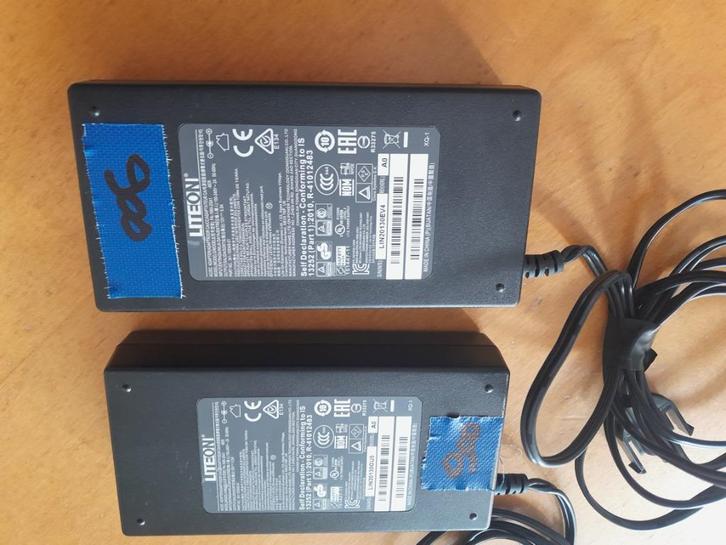 Te koop: Liteon PA-1660-2SA1 12 volt 2A (900), Computers en Software, Laptop-opladers, Nieuw, Ophalen of Verzenden