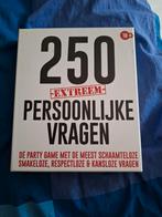 250 vragen (partygame 18+), Vijf spelers of meer, Ophalen of Verzenden, Zo goed als nieuw