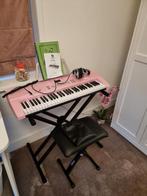 Keyboard met kruk - Zo goed als nieuw!, Muziek en Instrumenten, Keyboards, 61 toetsen, Ophalen, Overige merken, Aanslaggevoelig