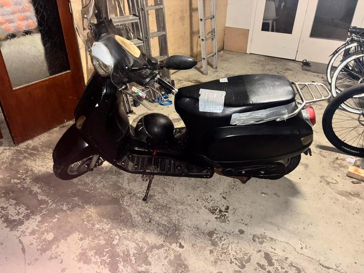 Elektrische scooter, Fietsen en Brommers, Snorfietsen en Snorscooters, Zo goed als nieuw, Overige merken, Elektrisch, Ophalen of Verzenden