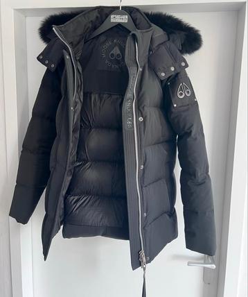 Originele Moose Knuckles Cloud 9 Winterjas Dames XL beschikbaar voor biedingen
