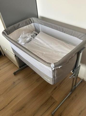 Co-sleeper / Aanschuifbedje beschikbaar voor biedingen