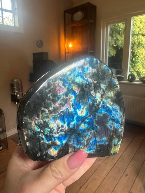 Méga labradoriet | spectroliet - unieke flash!, Verzamelen, Mineralen en Fossielen, Mineraal, Ophalen of Verzenden