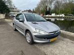 Peugeot 206 1.4 3D 2000 - Nieuwe APK tot 19/3/2025, Auto's, Peugeot, Origineel Nederlands, Te koop, Zilver of Grijs, 5 stoelen