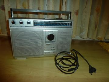 Philips vierbands AM-FM-radio, type D-2813 beschikbaar voor biedingen