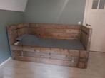 Stoer jongensbed 90 x 200 balken 5*15, Ophalen, 85 tot 100 cm, Zo goed als nieuw, Matras