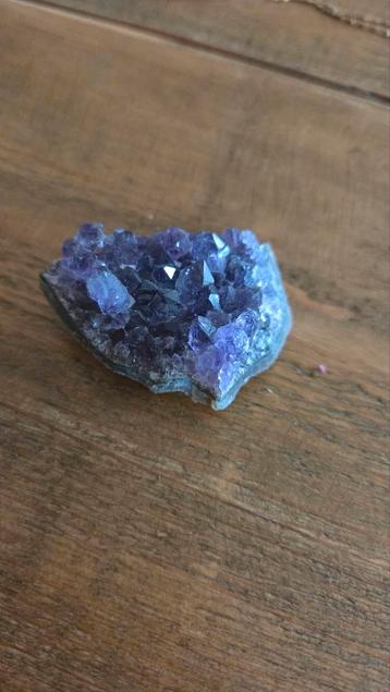 Amethist cluster beschikbaar voor biedingen