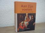 Drs. R. van Kooten - Aan Zijn voeten, Nieuw, Christendom | Protestants, Ophalen of Verzenden