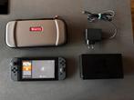 Nintendo Switch Zwart (v1), Spelcomputers en Games, Spelcomputers | Nintendo Switch, Ophalen of Verzenden, Gebruikt, Met 2 controllers