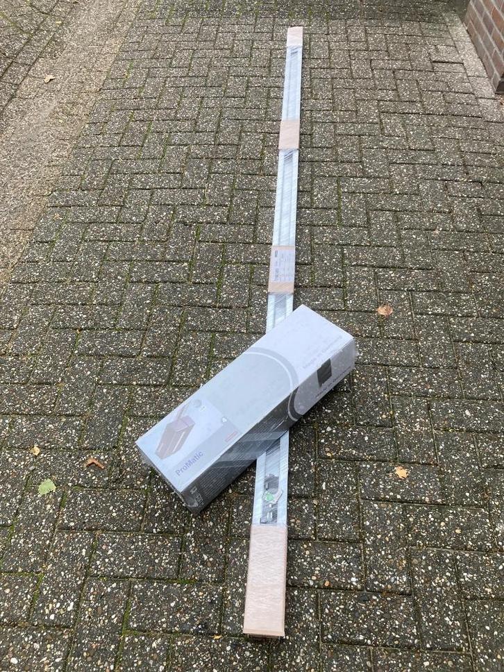 Hörmann Promatic 4 garagedeuropener / deurmotor INCL. rail., Doe-het-zelf en Verbouw, Deuren en Horren, Nieuw, Garagedeur, 200 tot 215 cm