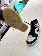 Nike Air Jordan 1 Mid Panda - Maat 40, Kleding | Dames, Schoenen, Ophalen of Verzenden, Gedragen, Zwart, Sneakers of Gympen