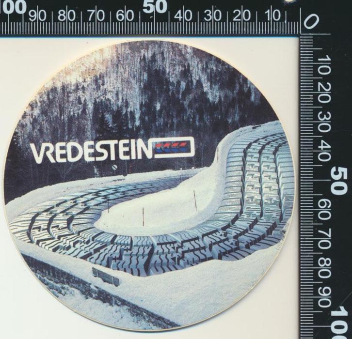 Sticker: Vredestein (4), Verzamelen, Stickers, Zo goed als nieuw, Auto of Motor, Ophalen of Verzenden