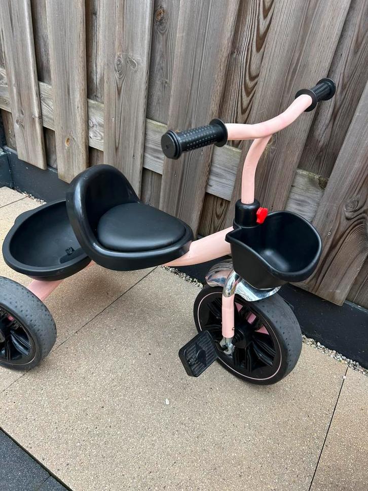 Driewieler roze ‘cangaroo byox hawk pink’, Fietsen en Brommers, Fietsen | Kinderfietsjes, Zo goed als nieuw, Minder dan 16 inch
