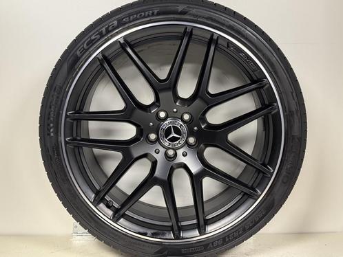 21 inch origineel AMG mercedes GLA GLB  255/35/21 Kumho, Auto-onderdelen, Banden en Velgen, Banden en Velgen, Zomerbanden, 21 inch