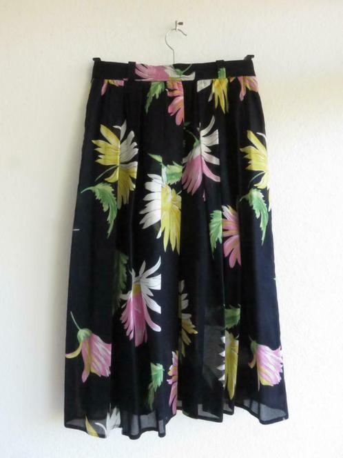 Barco Sport lange rok donkerblauw met grote bloemen maat 40, Kleding | Dames, Rokken, Zo goed als nieuw, Maat 38/40 (M), Blauw