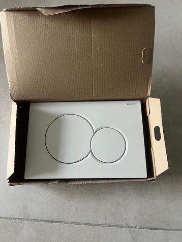 Geberit Sigma01 bedieningsplaat in de kleur wit  beschikbaar voor biedingen