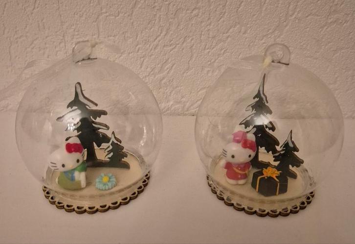 Leuke kerstballen met Hello kitty, Diversen, Kerst, Zo goed als nieuw, Ophalen of Verzenden