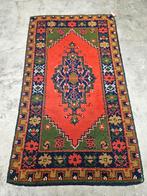 Handmade Retro wool Smyrna carpet medallion 100x173cm, Gebruikt, 100 tot 150 cm, Crème, Ophalen of Verzenden