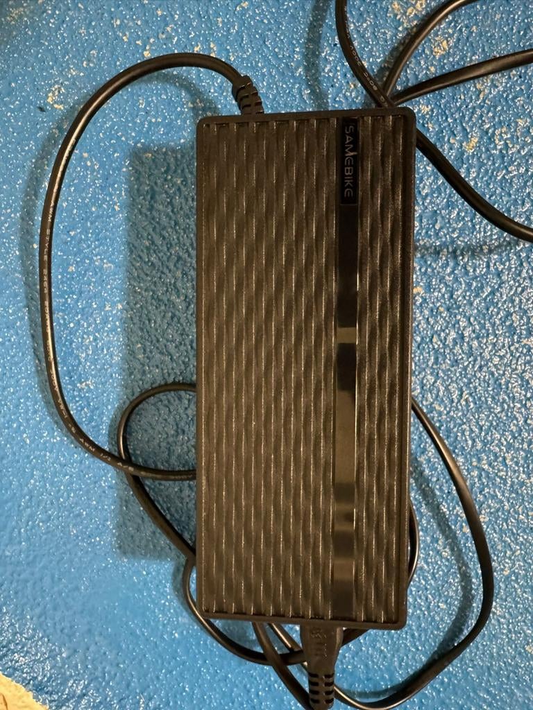 Oplader voor Samebike Opvouwbare Elektrische Fiets, Ophalen of Verzenden, Zo goed als nieuw