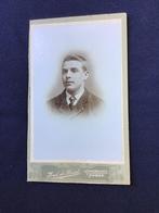 CDV, Jongeman, Fred de Raad, Dordrecht, Carte de Visite, Verzamelen, Foto's en Prenten, Ophalen of Verzenden, Voor 1940, Gebruikt