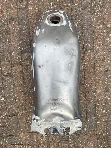 Honda MT tank beschikbaar voor biedingen