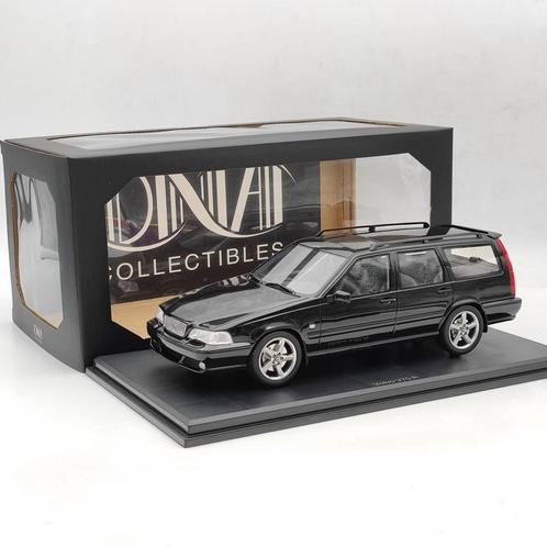 Volvo V70 P80, 1/18, DNA Collectibles, Hobby en Vrije tijd, Modelauto's | 1:18, Nieuw, Overige merken, Ophalen of Verzenden