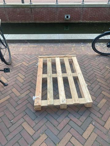 Gratis pakket af te halen. Brandhout? beschikbaar voor biedingen