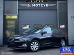 Volkswagen Polo 1.0 TSI Comfortline BTW Camera Airco Carplay, Voorwielaandrijving, Stof, Gebruikt, Zwart