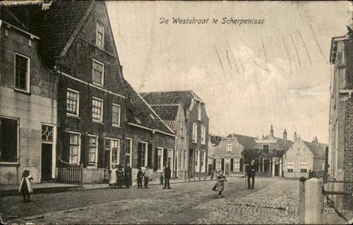 Scherpenisse - De Weststraat, Verzamelen, Ansichtkaarten | Nederland, Gelopen, Zeeland, Voor 1920, Verzenden