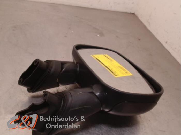 Buitenspiegel rechts van een Fiat Doblo, Auto-onderdelen, Spiegels, Fiat, Gebruikt, 3 maanden garantie, Ophalen of Verzenden