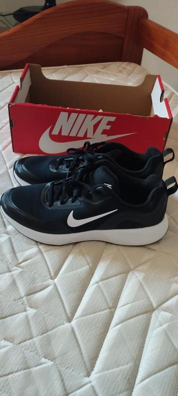 Nike wearallday Winter Heren Maat 43  beschikbaar voor biedingen