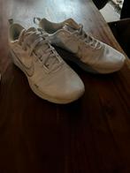 Witte Nike schoenen, Nieuw, Ophalen of Verzenden, Hardlopen, Hardloopschoenen