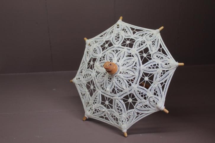 Parapluutje voor de pop, Verzamelen, Poppen, Zo goed als nieuw, Accessoires, Ophalen of Verzenden