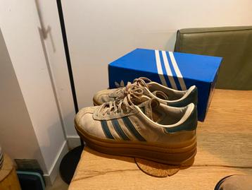 Adidas sneakers groen 40 beschikbaar voor biedingen